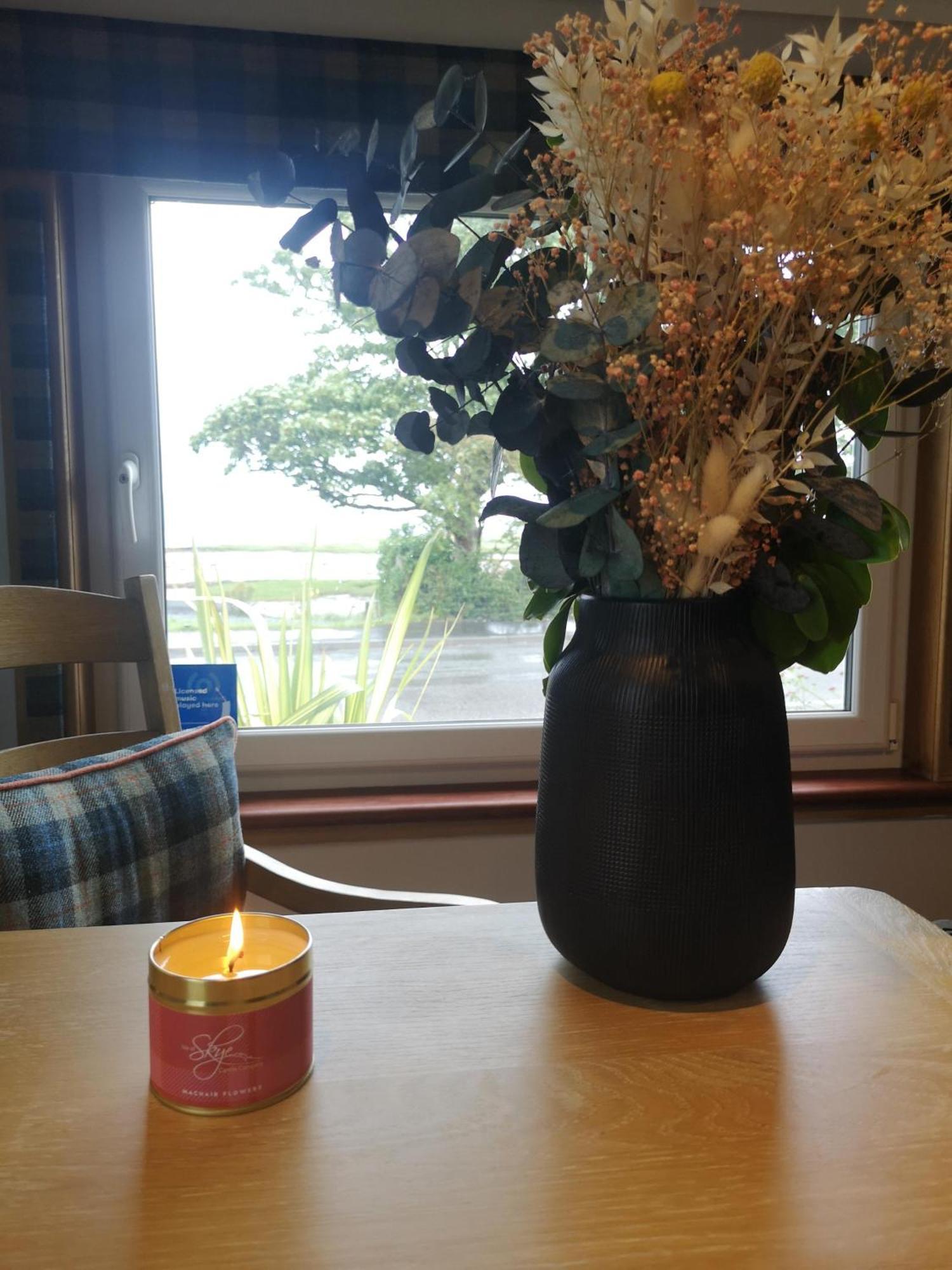 Hebridean Inn Broadford  Buitenkant foto